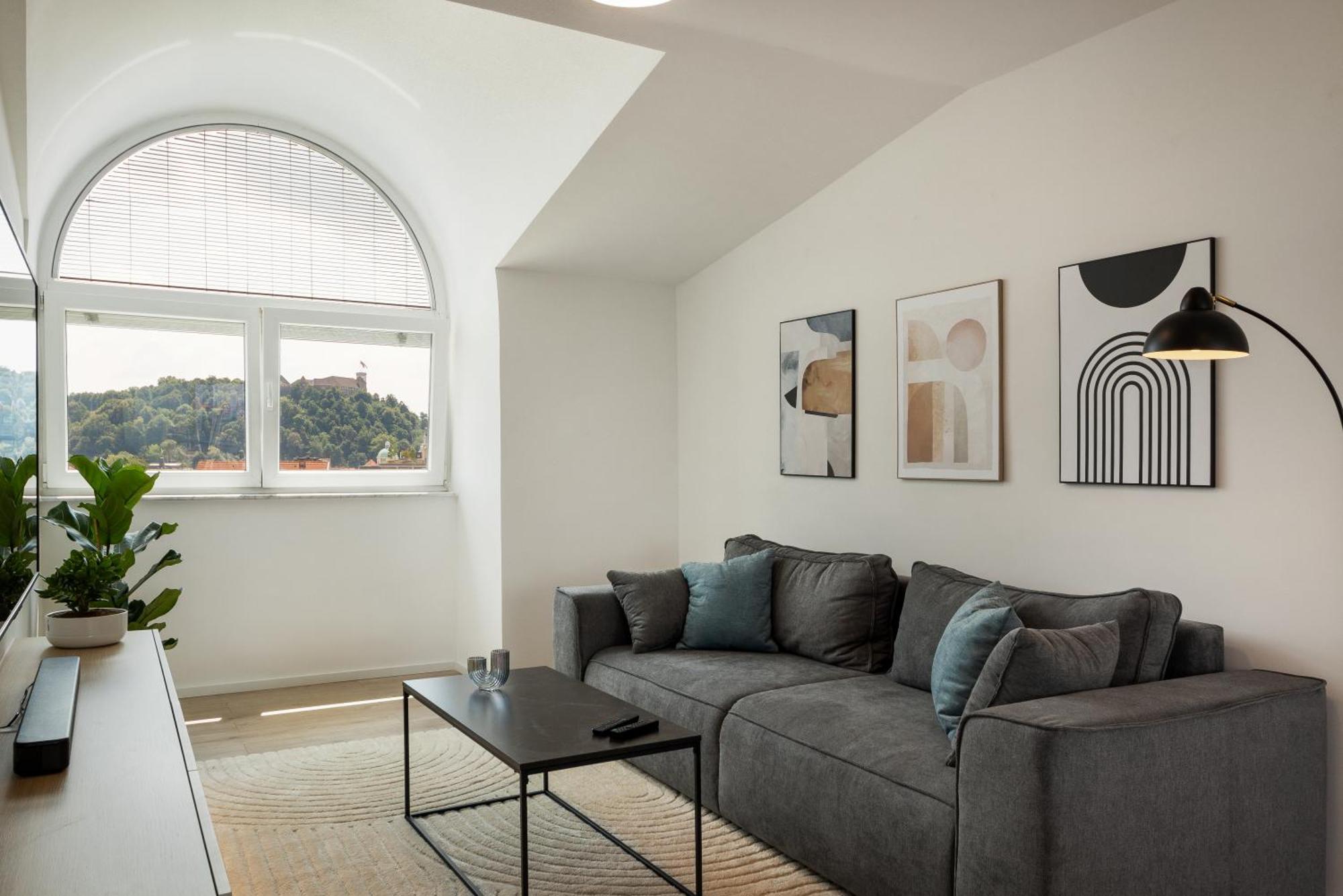 Luxe Penthouse With A Castle View Lublaň Exteriér fotografie